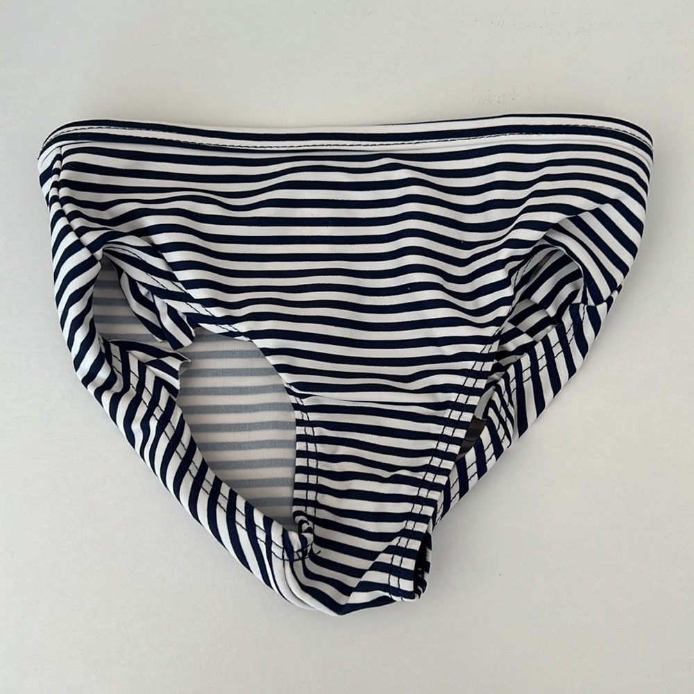Carter’s Rashguard Swim Suit - Picture 4 of 7